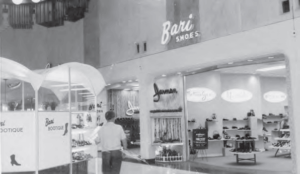 Bari Shoes expanded the family shoe business from downtown to the Winter Park Mall, 1960.